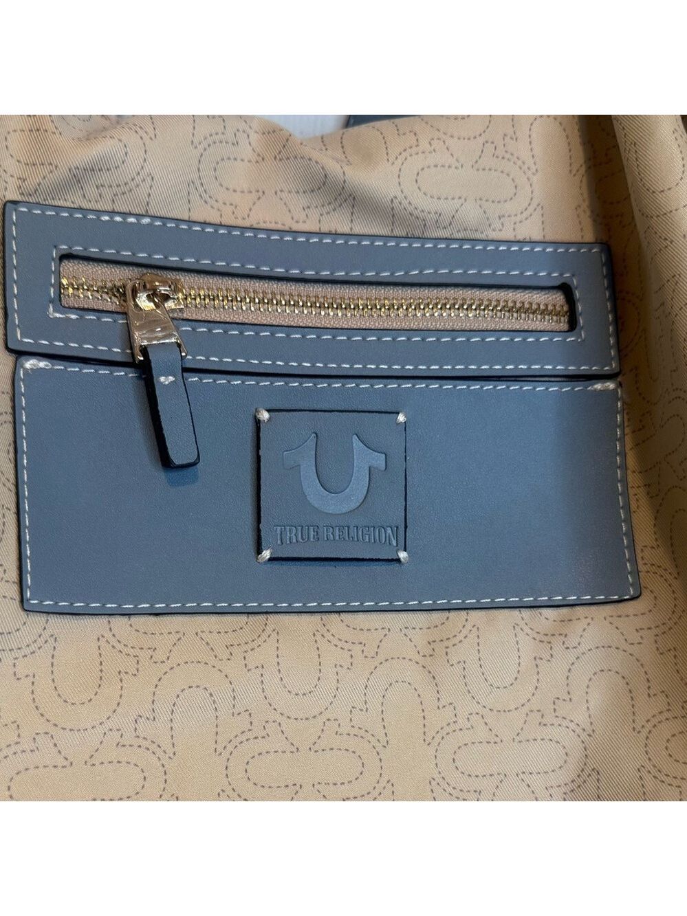 TRUE RELIGION QUILTED WOMENS SHOULDER BAG PURSE HOBO HANDBAG WITH HORSESHOE LOGO - Picture 11 of 16
